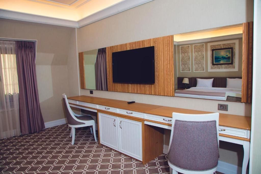 Отель Theatrum Hotel Baku Баку