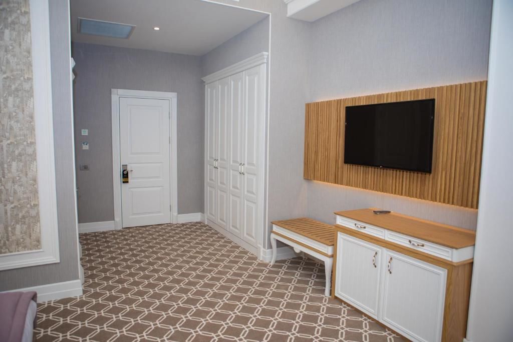 Отель Theatrum Hotel Baku Баку