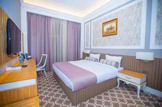 Отель Theatrum Hotel Baku Баку Номер Делюкс с кроватью размера «king-size»-12