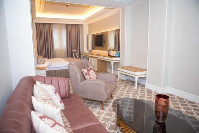 Отель Theatrum Hotel Baku Баку-23